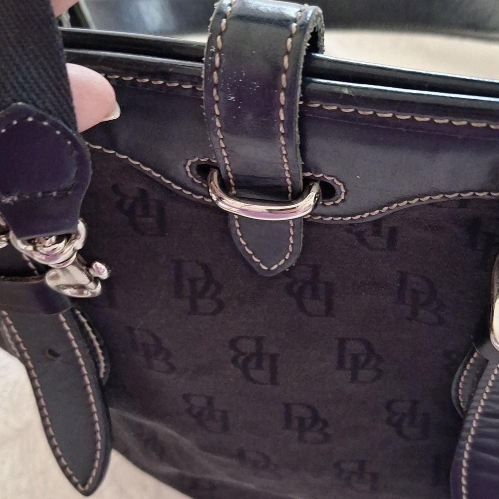 Dooney and bourke Vintage Leather & fabric bag. - Picture 11 of 12
